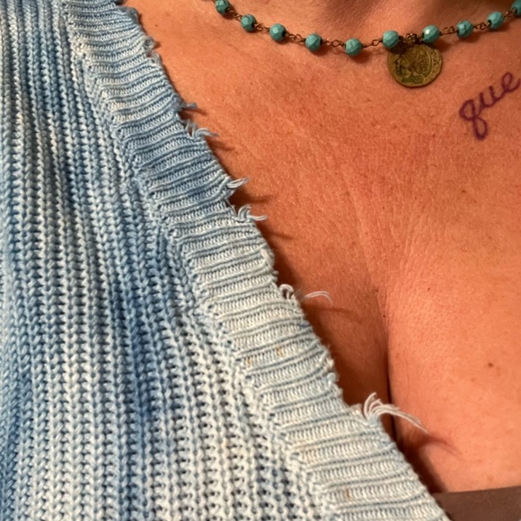 Blue Shark bite top - Picture 3 of 8